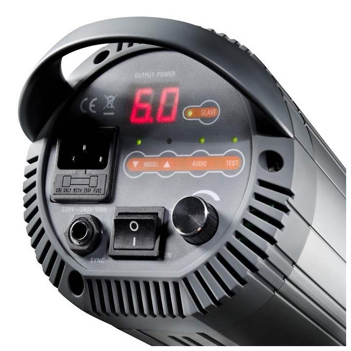 Walimex Pro Kit Flash VC-600 Excellence com Sombrinha