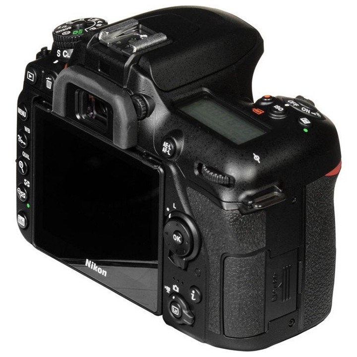 Nikon D7500 Corpo