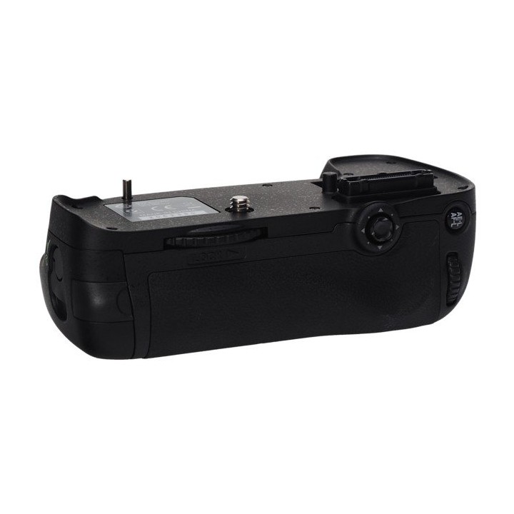 Nikon Punho MB-D14