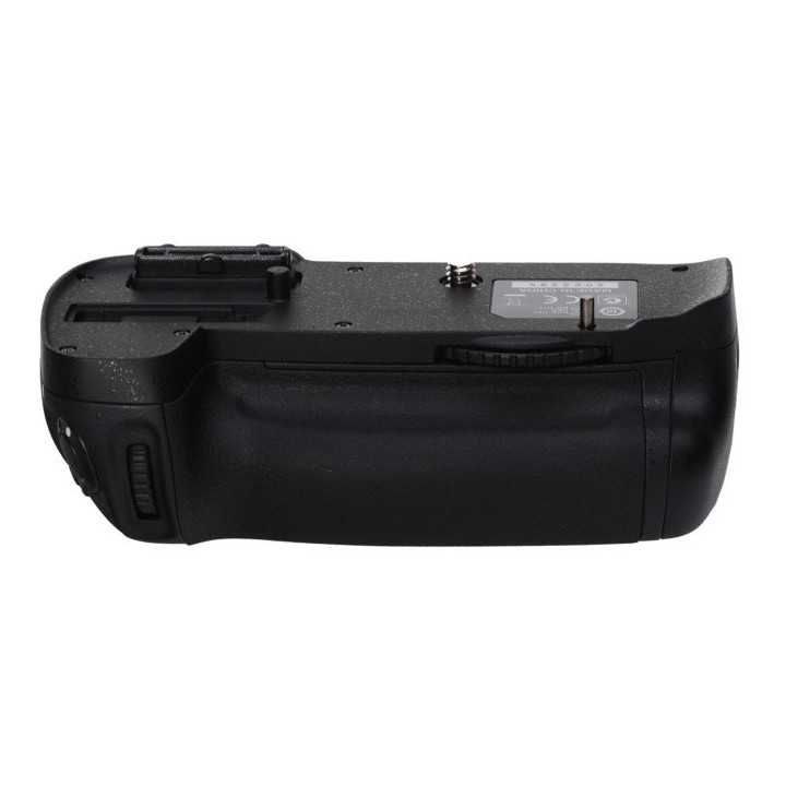 Nikon Punho MB-D14