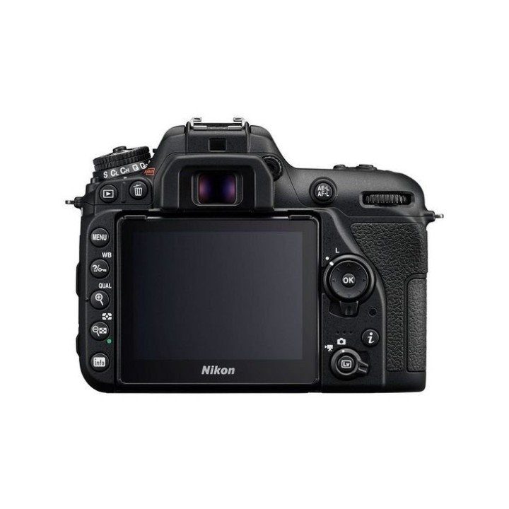 NIKON D7500 + 18-140MM F/3.5-5.6G ED VR