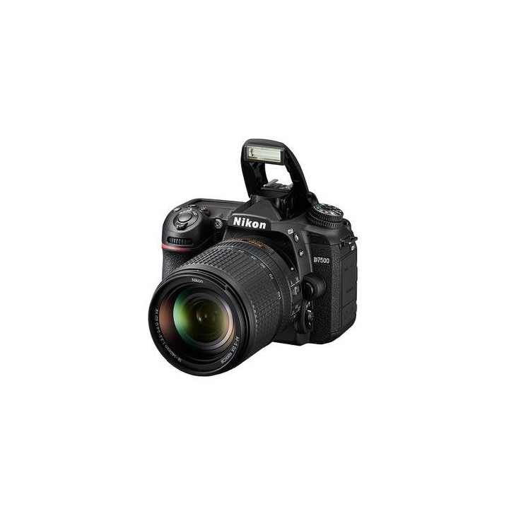 Nikon Kit D7500 + 18-140 VR