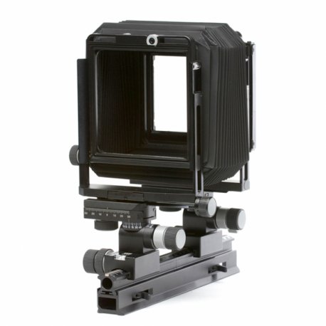 F -metric C 4x5