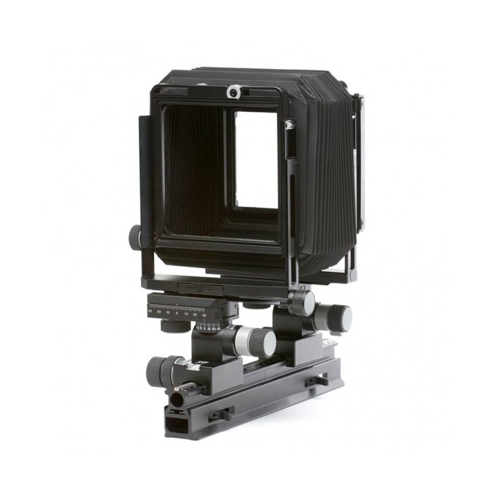 F -metric C 4x5